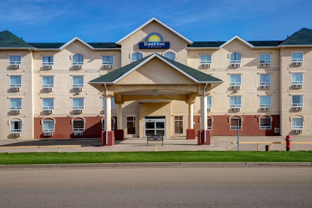 Days Inn By Wyndham Dawson Creek Eksteriør bilde